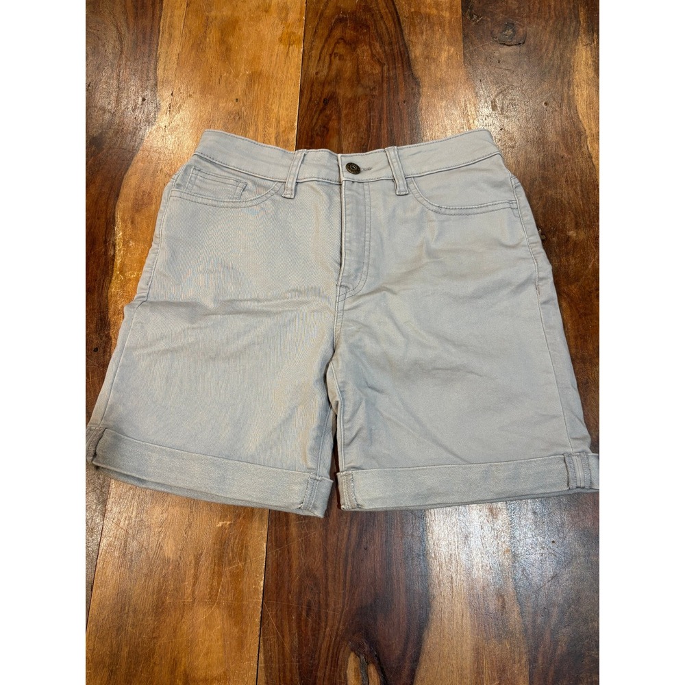 Parasuco light gray cuffed bermuda shorts womens sz 8 mid rise stretch 1578807